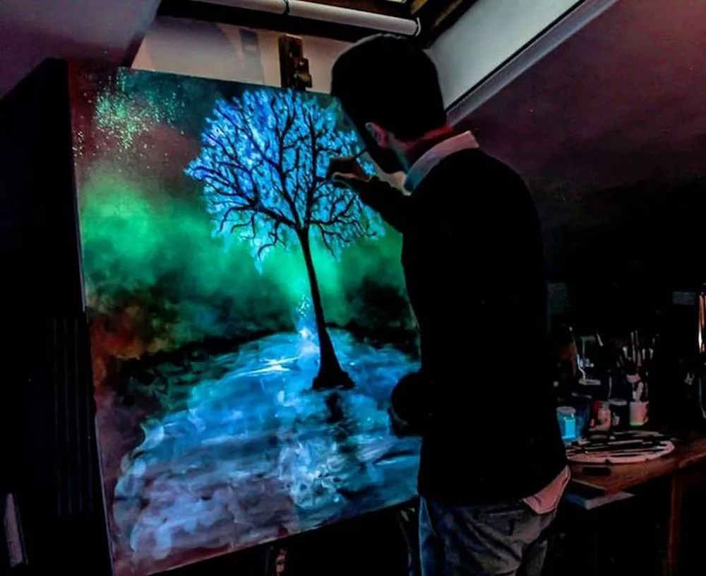 How To Create Stunning Glow In The Dark Paintings