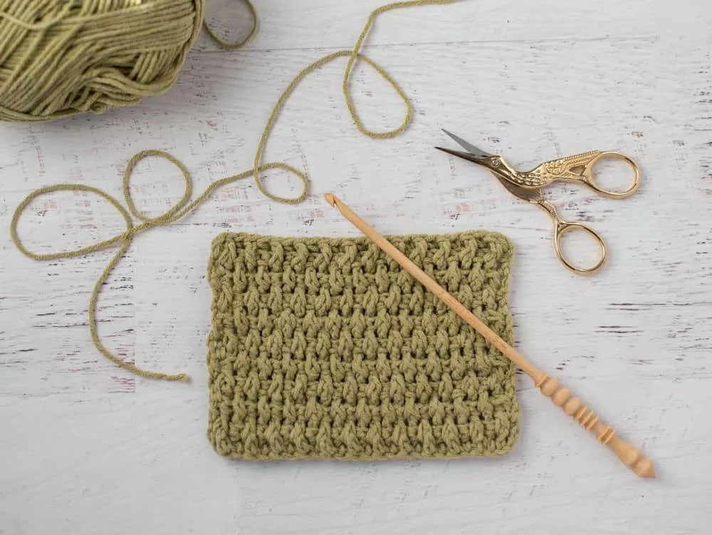10 Easy Crochet Patterns For Beginners